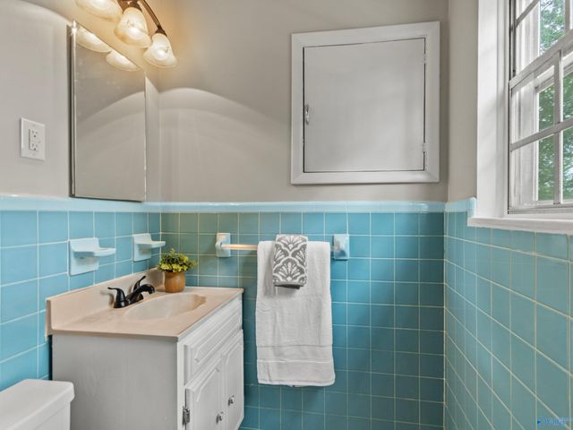 3825 SW Pinedale Drive, Huntsville, AL 35805