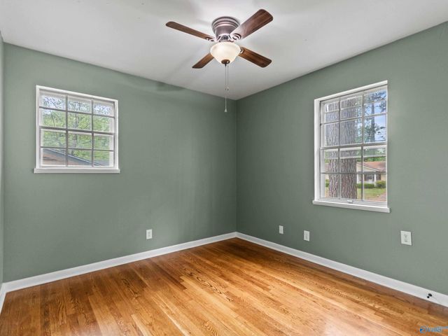 3825 SW Pinedale Drive, Huntsville, AL 35805