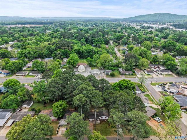 3825 SW Pinedale Drive, Huntsville, AL 35805