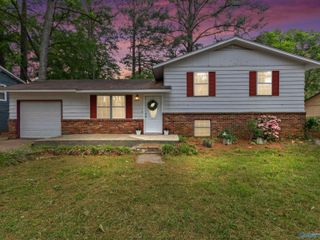 3825 SW Pinedale Drive, Huntsville, AL 35805
