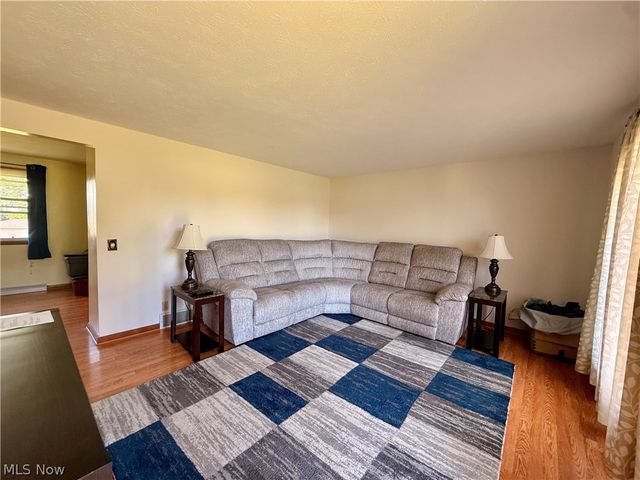 5236 Oakcliff Street SW, Canton, OH 44706