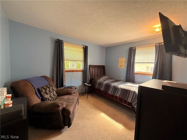 5236 Oakcliff Street SW, Canton, OH 44706