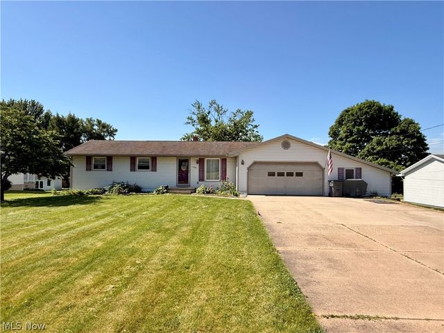 5236 Oakcliff Street SW, Canton, OH 44706