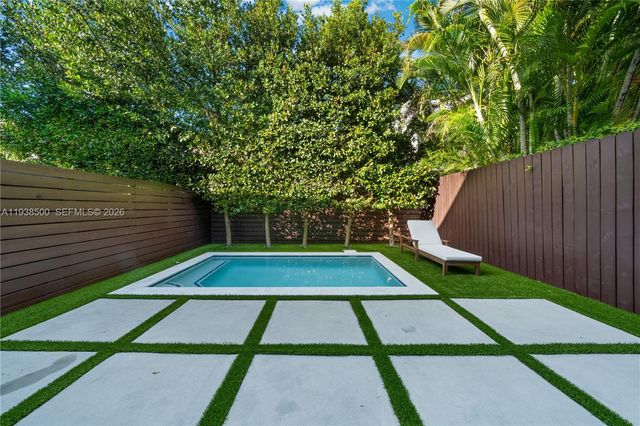 3072 Indiana St 3072, Coconut Grove, FL 33133