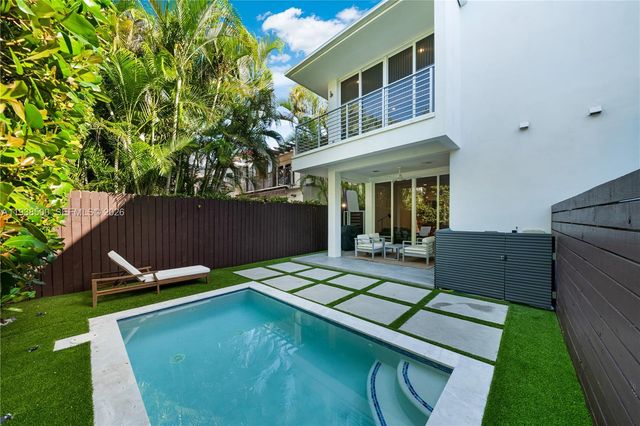 3072 Indiana St 3072, Coconut Grove, FL 33133