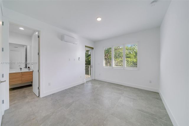 3072 Indiana St 3072, Coconut Grove, FL 33133