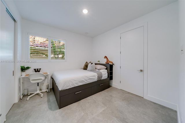 3072 Indiana St 3072, Coconut Grove, FL 33133