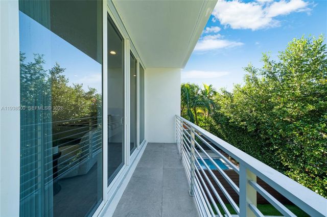 3072 Indiana St 3072, Coconut Grove, FL 33133