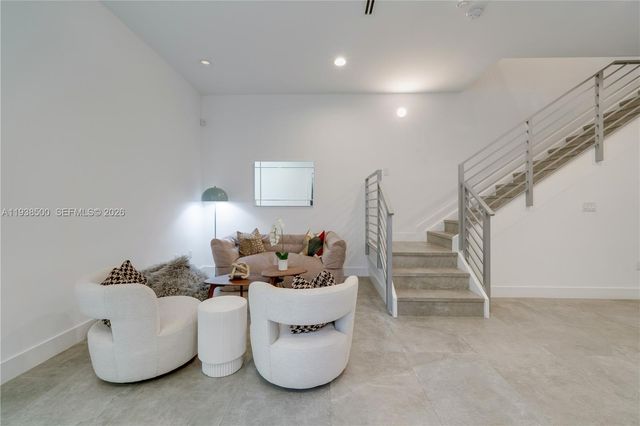 3072 Indiana St 3072, Coconut Grove, FL 33133