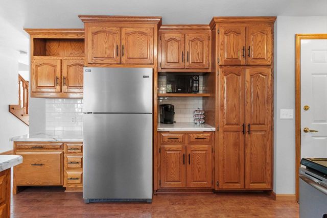 236 ELK COURT, Green Bay, WI 54302