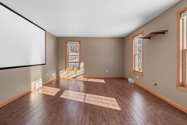 236 ELK COURT, Green Bay, WI 54302