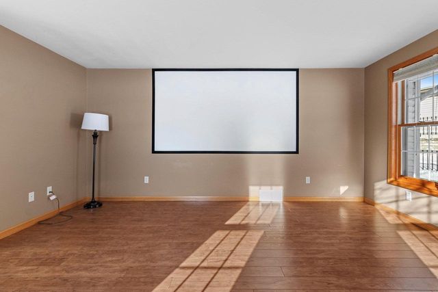 236 ELK COURT, Green Bay, WI 54302