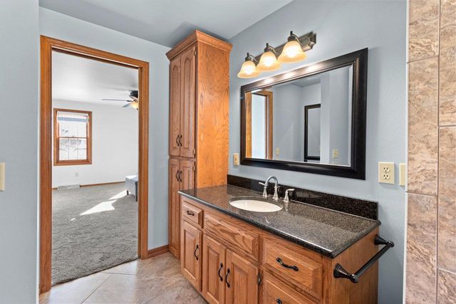 236 ELK COURT, Green Bay, WI 54302