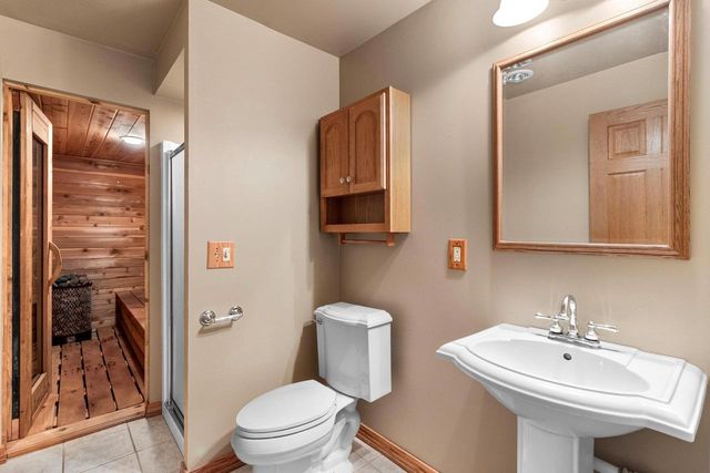 236 ELK COURT, Green Bay, WI 54302