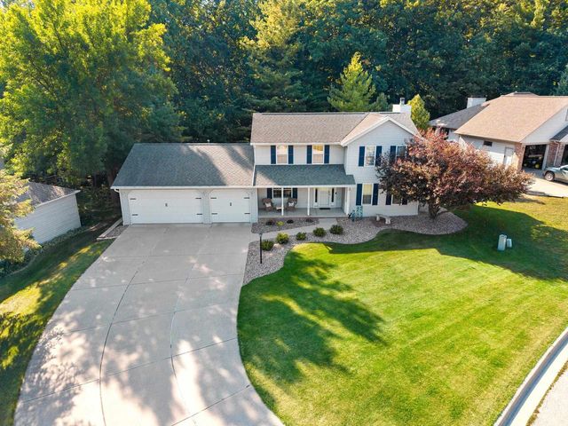 236 ELK COURT, Green Bay, WI 54302