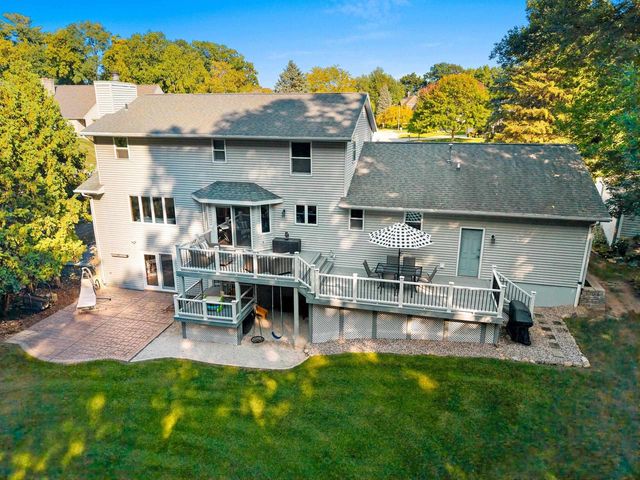 236 ELK COURT, Green Bay, WI 54302