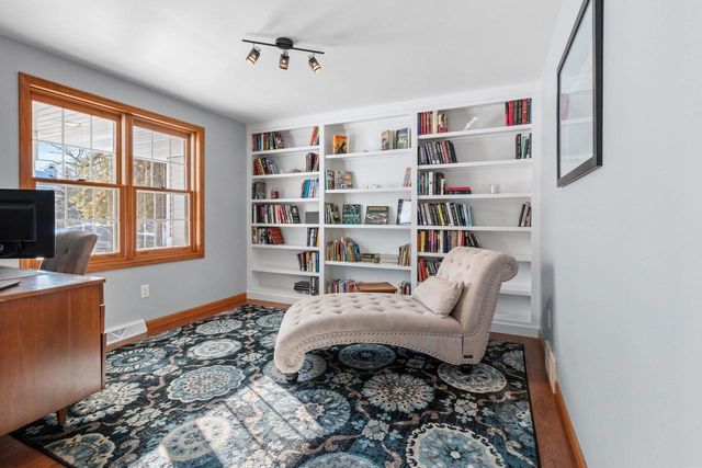 236 ELK COURT, Green Bay, WI 54302