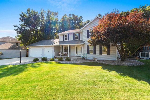 236 ELK COURT, Green Bay, WI 54302