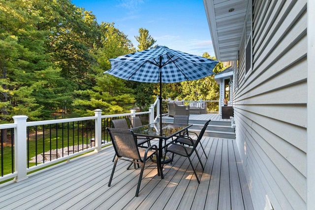 236 ELK COURT, Green Bay, WI 54302