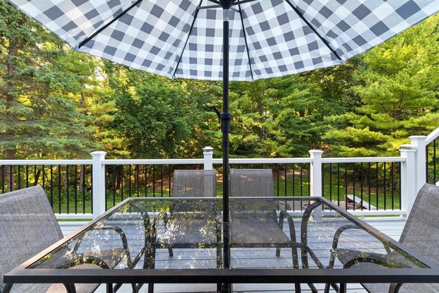 236 ELK COURT, Green Bay, WI 54302