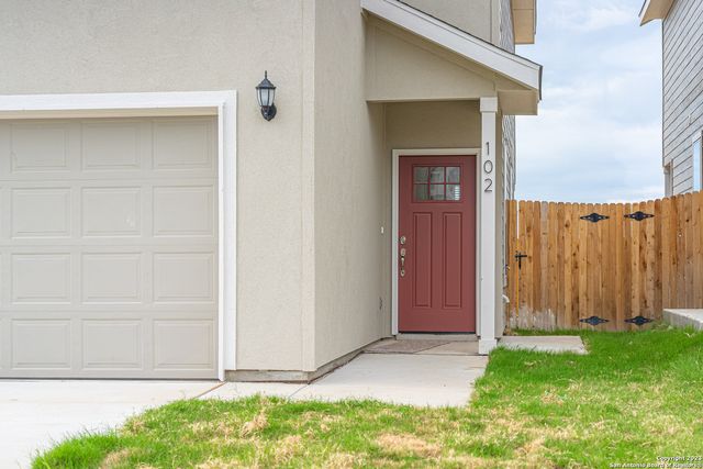 13513 Tulipwood Nook Unit 102, San Antonio, TX 78253