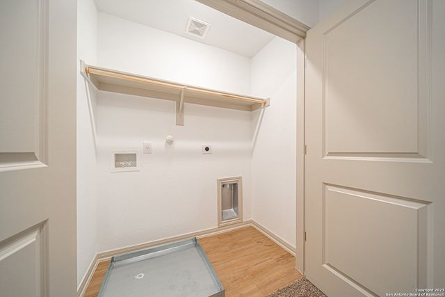 13513 Tulipwood Nook Unit 102, San Antonio, TX 78253