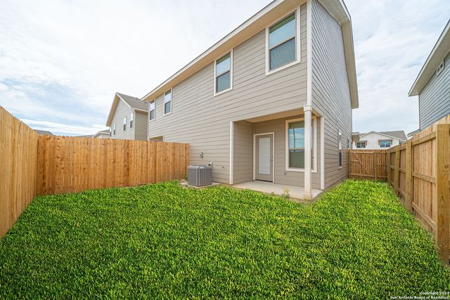 13513 Tulipwood Nook Unit 102, San Antonio, TX 78253
