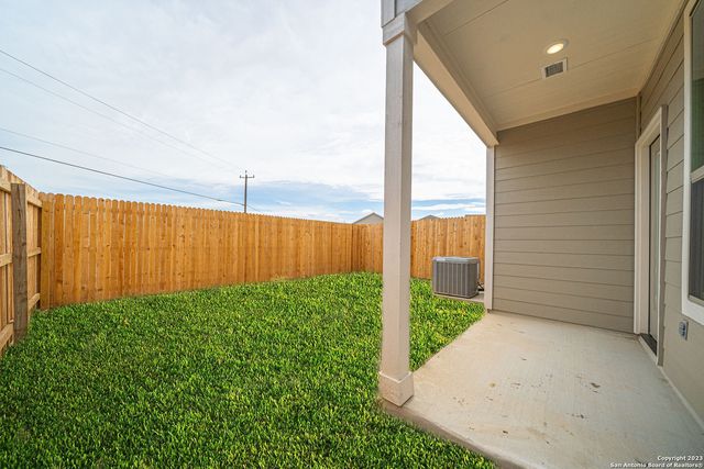 13513 Tulipwood Nook Unit 102, San Antonio, TX 78253