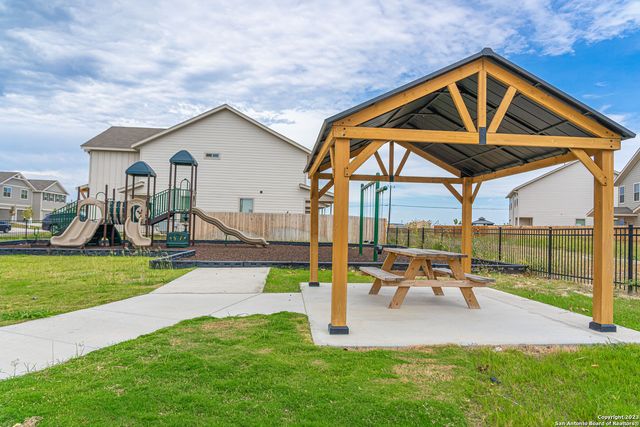 13513 Tulipwood Nook Unit 102, San Antonio, TX 78253