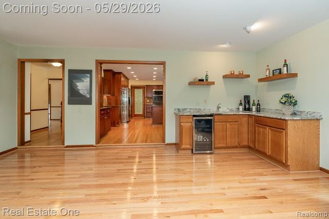 1171 Springwood Lane, Rochester Hills, MI 48309