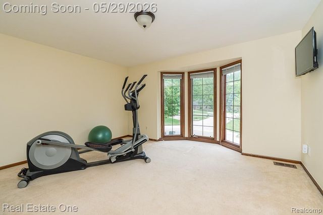 1171 Springwood Lane, Rochester Hills, MI 48309