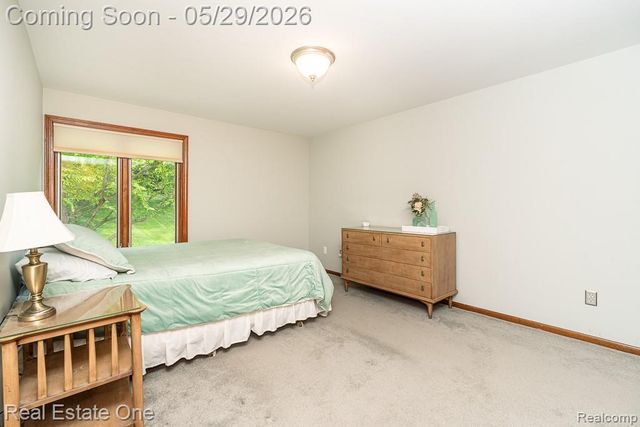 1171 Springwood Lane, Rochester Hills, MI 48309