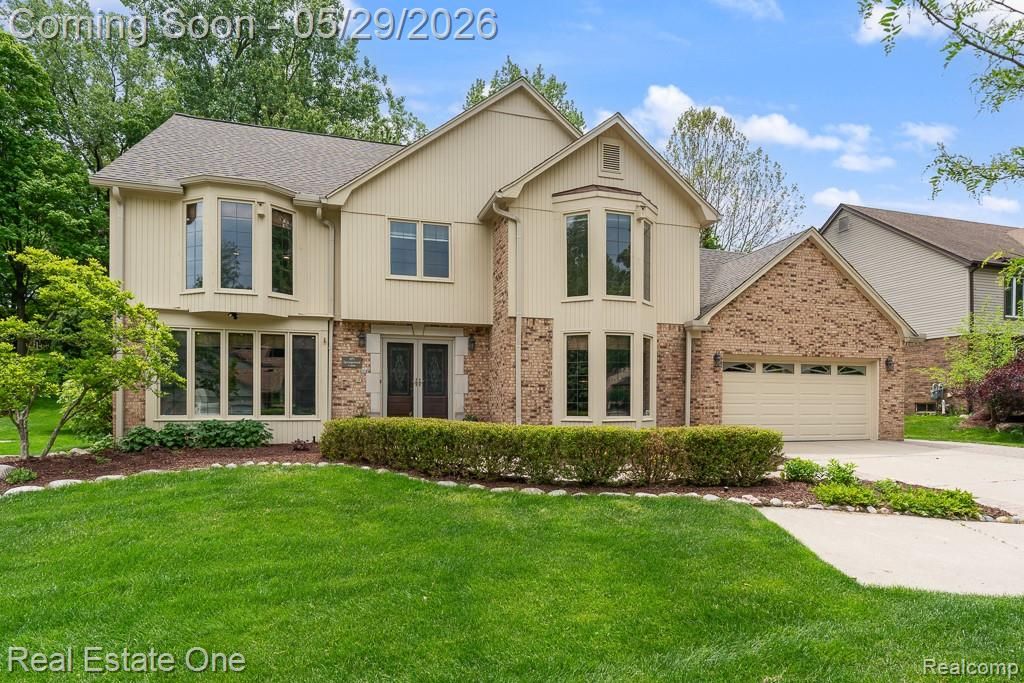 1171 Springwood Lane, Rochester Hills, MI 48309