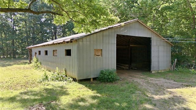 9030 Nc Highway 22, Climax, NC 27233
