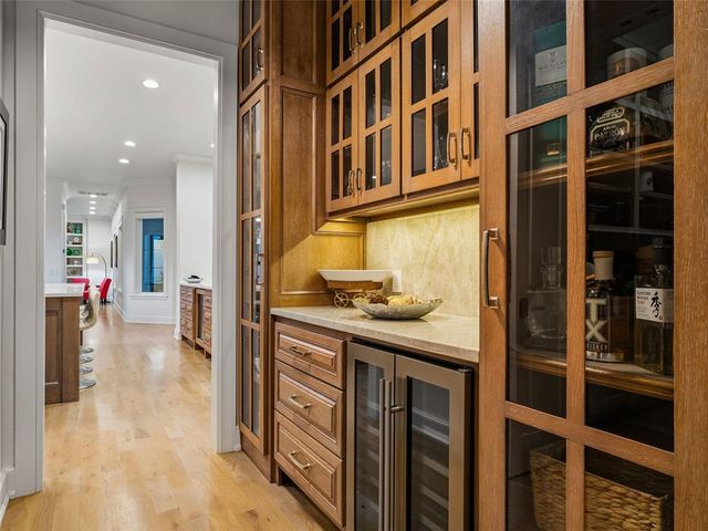1115 Cumberland Court, Nichols Hills, OK 73116