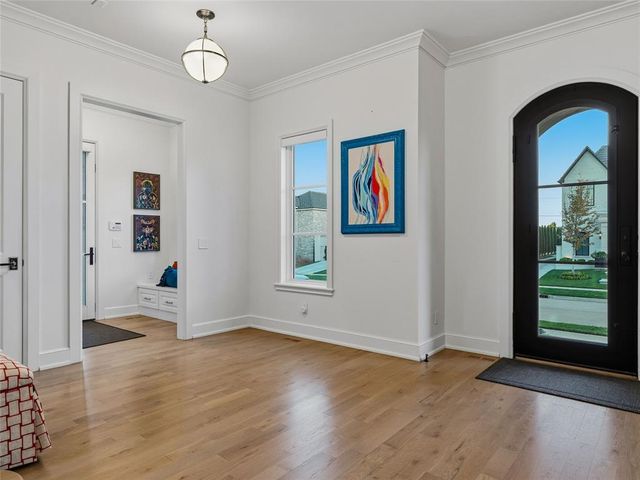 1115 Cumberland Court, Nichols Hills, OK 73116