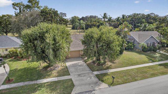 1776 The 12th Fairway, Wellington, FL 33414