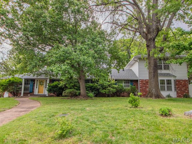 8700 S Laclede Station Road, Unincorporated, MO 63123