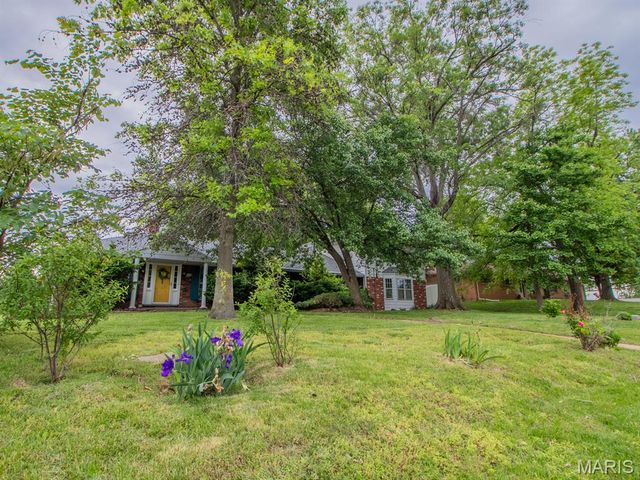 8700 S Laclede Station Road, Unincorporated, MO 63123