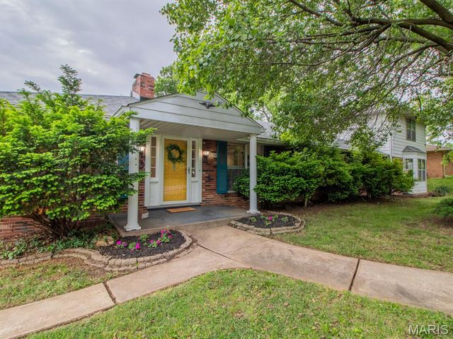 8700 S Laclede Station Road, Unincorporated, MO 63123