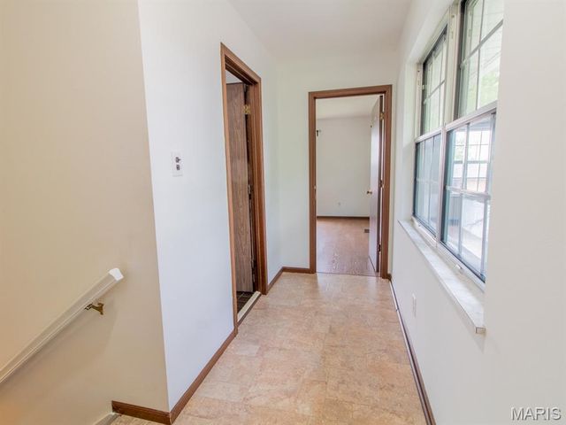 8700 S Laclede Station Road, Unincorporated, MO 63123