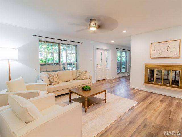 8700 S Laclede Station Road, Unincorporated, MO 63123