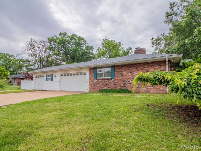 8700 S Laclede Station Road, Unincorporated, MO 63123