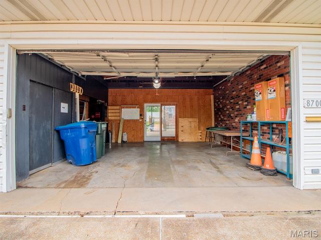 8700 S Laclede Station Road, Unincorporated, MO 63123