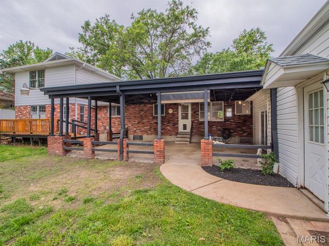 8700 S Laclede Station Road, Unincorporated, MO 63123