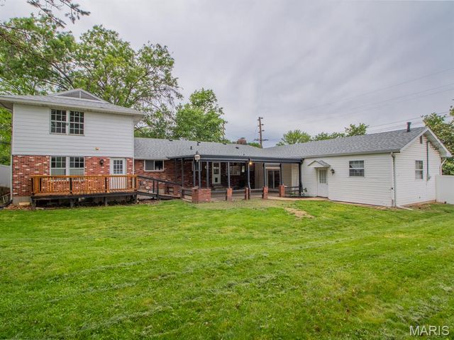 8700 S Laclede Station Road, Unincorporated, MO 63123