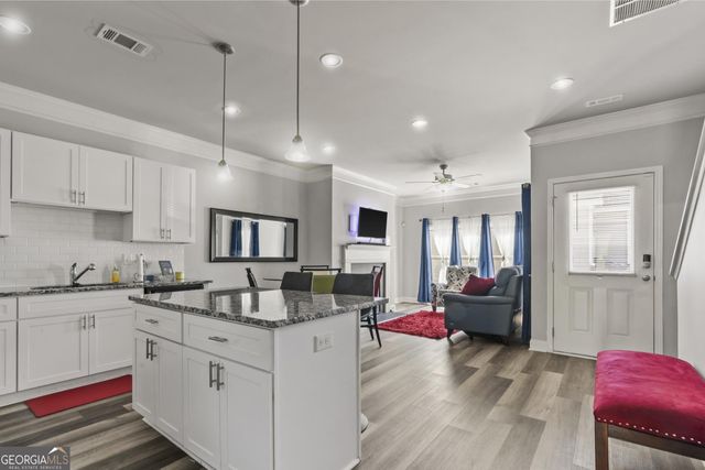 460 Village Creek Drive B, Atlanta, GA 30354