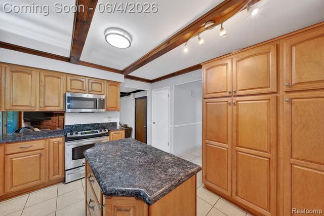 5469 Pheasant Run Road, Clarkston, MI 48346