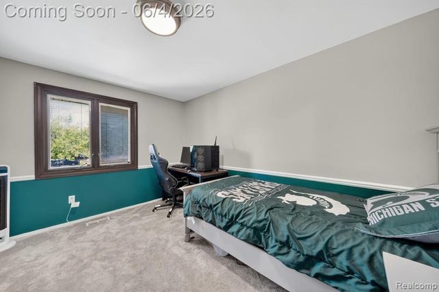 5469 Pheasant Run Road, Clarkston, MI 48346