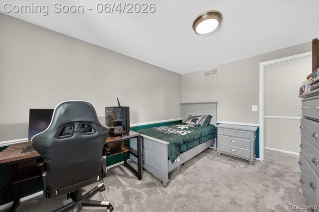 5469 Pheasant Run Road, Clarkston, MI 48346